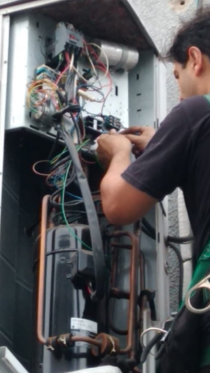 WhatsApp Image 2025-08-26 at 16.33.06 (1)